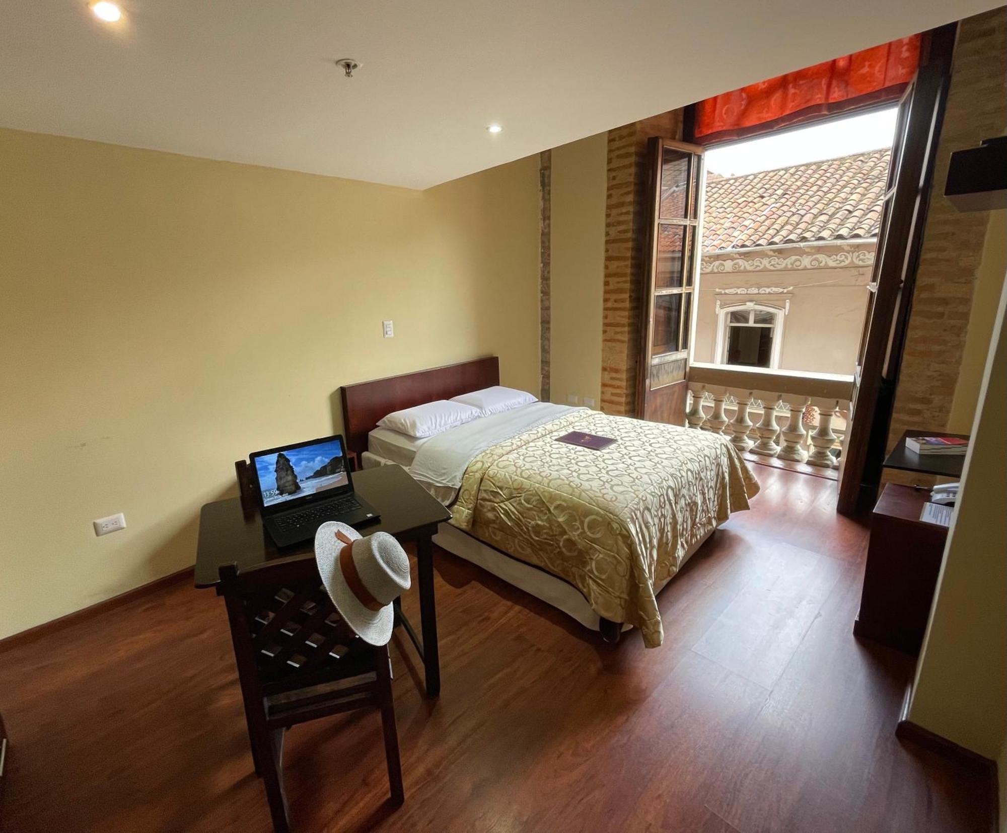 Flore Hotel Boutique קואנקה מראה חיצוני תמונה